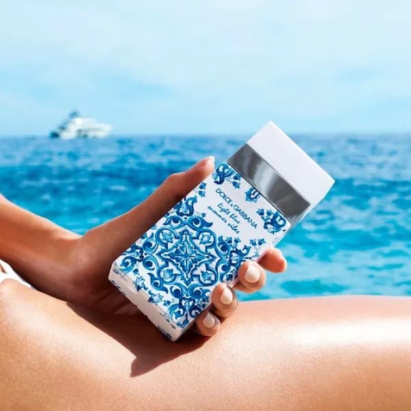 Parfum pentru femei Dolce & Gabbana Light Blue Summer Vibes Apă de toaletă / Lemnos photo 4