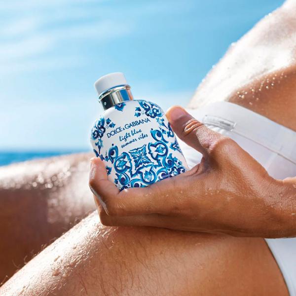 Парфюм для мужчин Dolce & Gabbana Light Blue Summer Vibes Pour Homme Туалетная вода / Фужерный  photo 4 Парфюм для мужчин Dolce & Gabbana Light Blue Summer Vibes Pour Homme Туалетная вода / Фужерный  photo 4