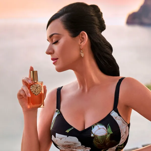 Parfum pentru femei Dolce & Gabbana DEVOTION Apă de parfum / Rafinate photo 4
