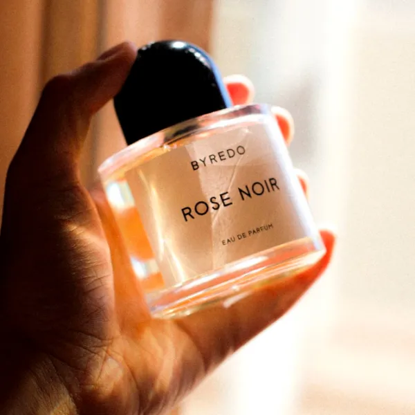 Парфюм унисекс BYREDO Rose Noir Парфюмерная вода / Древесный photo 4 Парфюм унисекс BYREDO Rose Noir Парфюмерная вода / Древесный photo 4