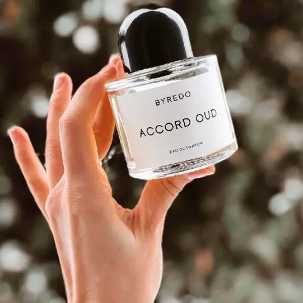 Parfum unisex BYREDO Accord Oud Apă de parfum / Oriental photo 2 Parfum unisex BYREDO Accord Oud Apă de parfum / Oriental photo 2