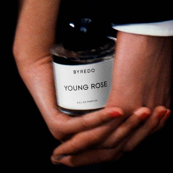 Parfum unisex BYREDO Young Rose Apă de parfum / Lemnos photo 5 Parfum unisex BYREDO Young Rose Apă de parfum / Lemnos photo 5