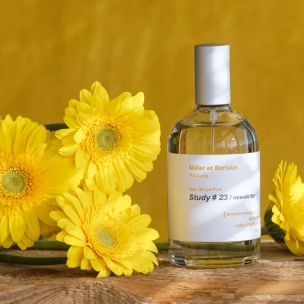 Parfum unisex Miller et Bertaux STUDY 23 Apă de parfum / Lemnos photo 3 Parfum unisex Miller et Bertaux STUDY 23 Apă de parfum / Lemnos photo 3