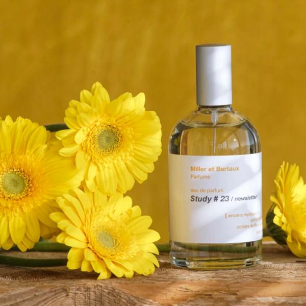 Parfum unisex Miller et Bertaux STUDY 23 Apă de parfum / Lemnos photo 3 Parfum unisex Miller et Bertaux STUDY 23 Apă de parfum / Lemnos photo 3