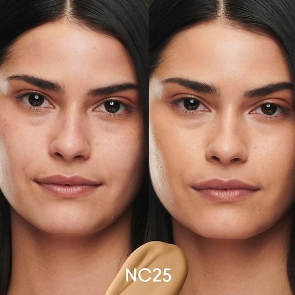 Тональный крем MAC Studio radiance 30 мл / Бежевый photo 3 Тональный крем MAC Studio radiance 30 мл / Бежевый photo 3