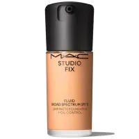 Fond de ten MAC Studio fix  30 ml / Beige