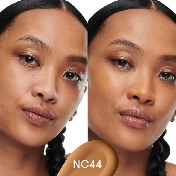 Тональный крем MAC Studio radiance 30 мл / Shade photo 3 Тональный крем MAC Studio radiance 30 мл / Shade photo 3