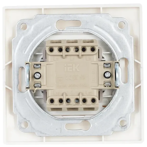 Întrerupător IEK EVK13-K01-10-DM 50 Hz /  photo 3 Întrerupător IEK EVK13-K01-10-DM 50 Hz /  photo 3