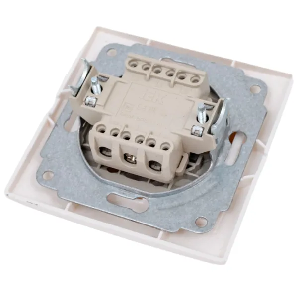 Întrerupător IEK EVK11-K01-10-DM 50 Hz /  photo 3 Întrerupător IEK EVK11-K01-10-DM 50 Hz /  photo 3