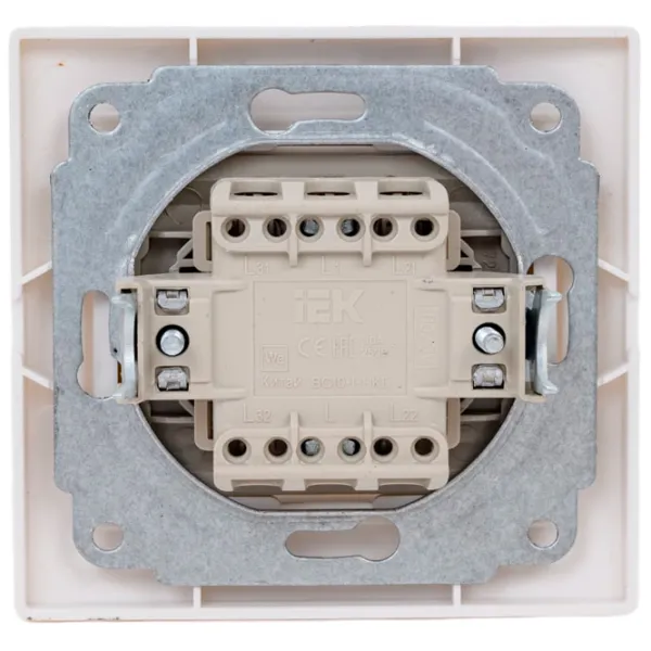 Întrerupător IEK EVK11-K01-10-DM 50 Hz /  photo 4 Întrerupător IEK EVK11-K01-10-DM 50 Hz /  photo 4