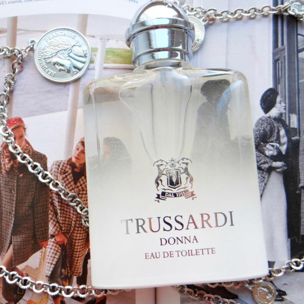 Parfum pentru femei Trussardi DONNA Apă de toaletă / Fructat photo 4 Parfum pentru femei Trussardi DONNA Apă de toaletă / Fructat photo 4