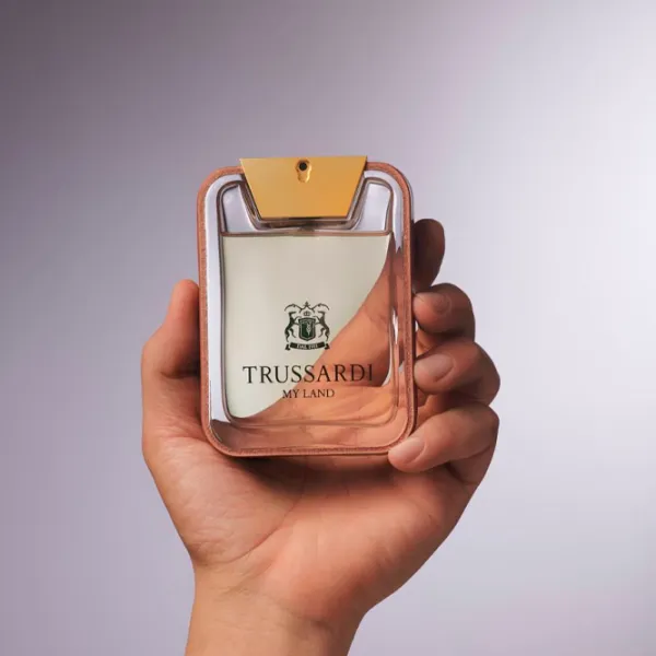 Parfum pentru bărbați Trussardi MY LAND Apă de toaletă / Fougere photo 4 Parfum pentru bărbați Trussardi MY LAND Apă de toaletă / Fougere photo 4