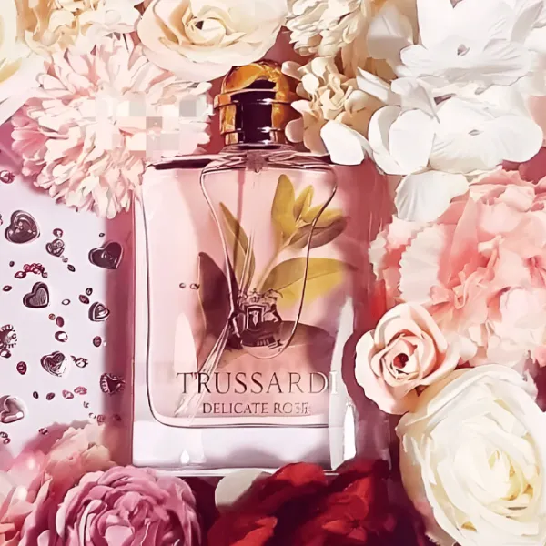 Parfum pentru femei Trussardi DELICATE ROSE Apă de toaletă / Fructat photo 4