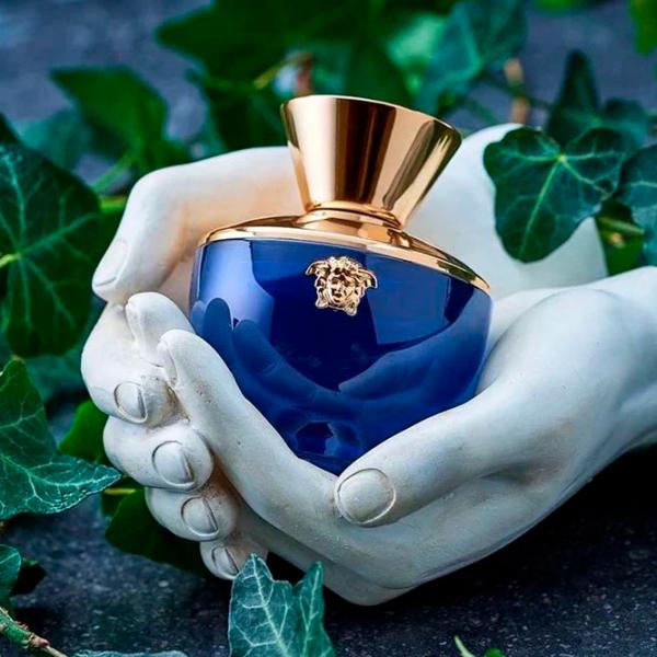 Parfum pentru femei Versace Dylan Blue Pour Femme Apă de parfum / Fructat photo 3 Parfum pentru femei Versace Dylan Blue Pour Femme Apă de parfum / Fructat photo 3