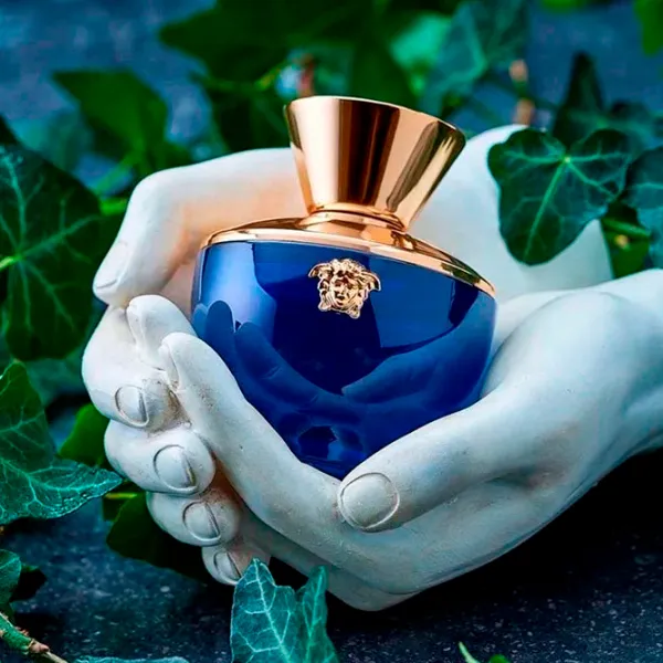 Parfum pentru femei Versace Dylan Blue Pour Femme Apă de parfum / Fructat photo 2 Parfum pentru femei Versace Dylan Blue Pour Femme Apă de parfum / Fructat photo 2