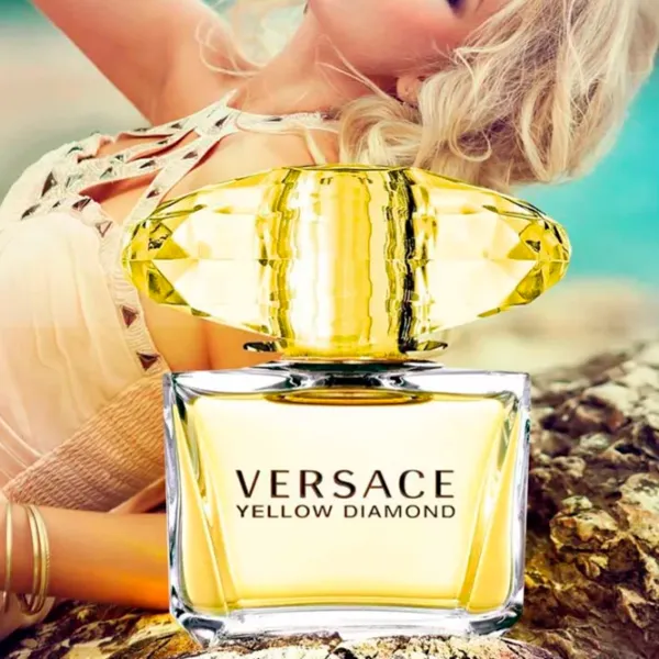Parfum pentru femei Versace Yellow diamond Apă de toaletă / Floral photo 5 Parfum pentru femei Versace Yellow diamond Apă de toaletă / Floral photo 5