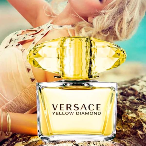 Parfum pentru femei Versace Yellow diamond Apă de toaletă / Floral photo 5 Parfum pentru femei Versace Yellow diamond Apă de toaletă / Floral photo 5