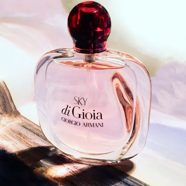 Парфюм для женщин Giorgio Armani SKY DI GIOIA Парфюмерная вода / Фруктовый photo 3 Парфюм для женщин Giorgio Armani SKY DI GIOIA Парфюмерная вода / Фруктовый photo 3