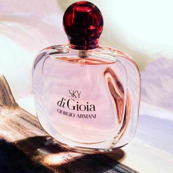 Парфюм для женщин Giorgio Armani SKY DI GIOIA Парфюмерная вода / Фруктовый photo 3 Парфюм для женщин Giorgio Armani SKY DI GIOIA Парфюмерная вода / Фруктовый photo 3