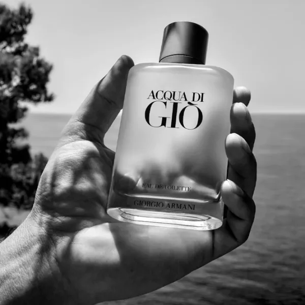 Парфюм для мужчин Giorgio Armani Acqua di Gio Pour Homme Туалетная вода / Фужерный  photo 4 Парфюм для мужчин Giorgio Armani Acqua di Gio Pour Homme Туалетная вода / Фужерный  photo 4
