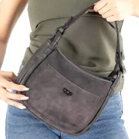 Geantă pentru femei CCS 17422  Pe umăr / Piele naturală 