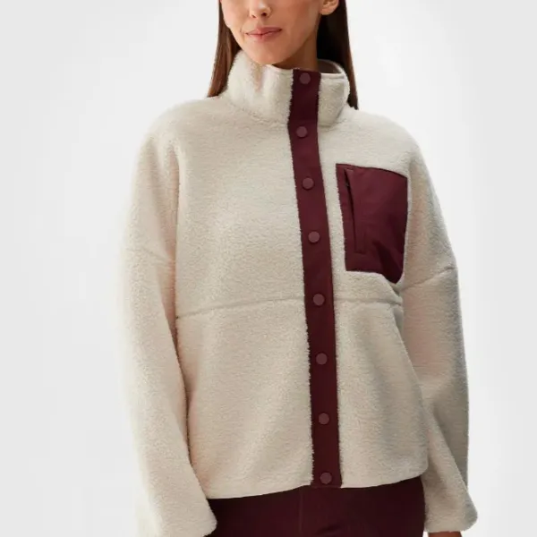 Толстовка для женщин 4F 40013 Осень - Зима / Бежевый photo 2 Толстовка для женщин 4F 40013 Осень - Зима / Бежевый photo 2