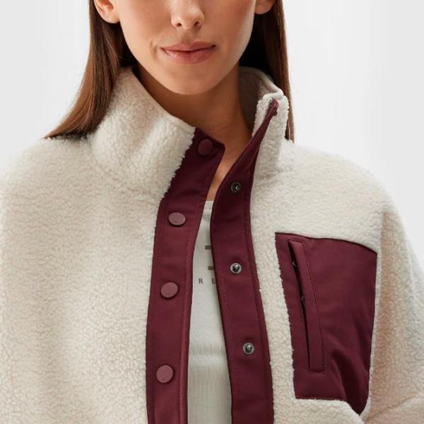 Толстовка для женщин 4F 40013 Осень - Зима / Бежевый photo 3 Толстовка для женщин 4F 40013 Осень - Зима / Бежевый photo 3