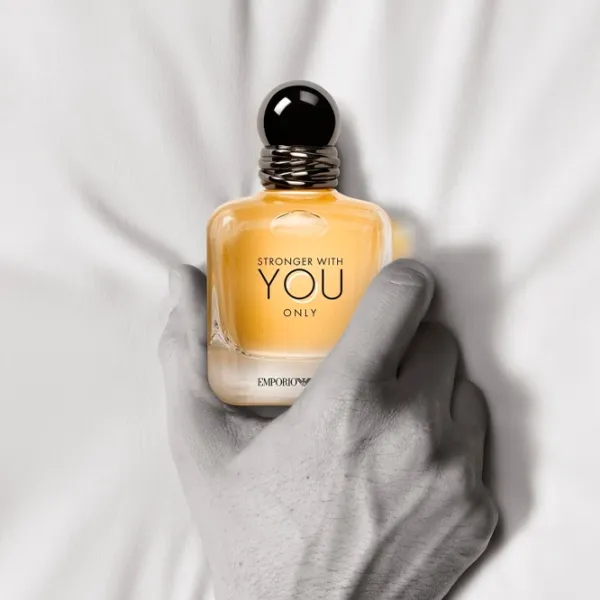 Parfum pentru bărbați Giorgio Armani STRONGER WITH YOU ONLY Apă de toaletă / Fougere photo 4