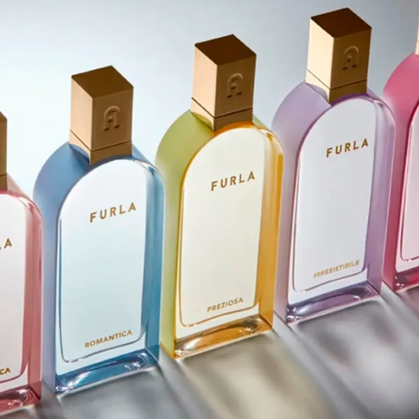 Парфюм для женщин Furla IIRRESISTIBLE Парфюмерная вода / Цветочный photo 4 Парфюм для женщин Furla IIRRESISTIBLE Парфюмерная вода / Цветочный photo 4