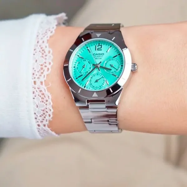 Наручные часы для женщин Casio LTP-2069D-2A3VEF Кварцевый / 31 мм photo 2 Наручные часы для женщин Casio LTP-2069D-2A3VEF Кварцевый / 31 мм photo 2