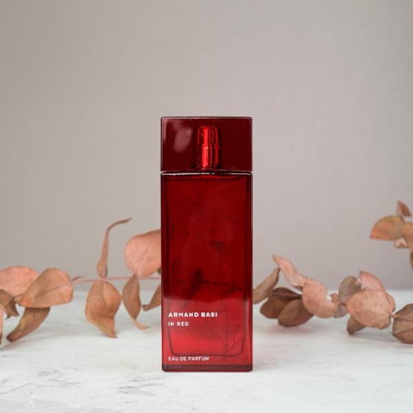 Parfum pentru femei Armand Basi IN RED Apă de parfum / Floral photo 4 Parfum pentru femei Armand Basi IN RED Apă de parfum / Floral photo 4