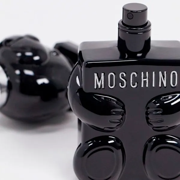 Parfum pentru bărbați Moschino Toy boy Apă de parfum / Picant photo 5 Parfum pentru bărbați Moschino Toy boy Apă de parfum / Picant photo 5