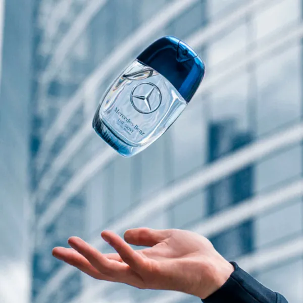 Парфюм для мужчин Mercedes-Benz Live The Moment Парфюмерная вода / Ароматный photo 5 Парфюм для мужчин Mercedes-Benz Live The Moment Парфюмерная вода / Ароматный photo 5