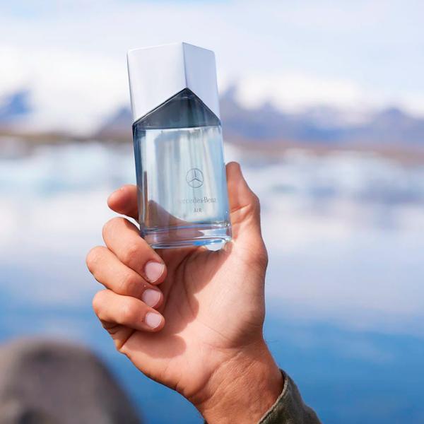 Parfum pentru bărbați Mercedes-Benz Air Apă de parfum / Fougere photo 4 Parfum pentru bărbați Mercedes-Benz Air Apă de parfum / Fougere photo 4