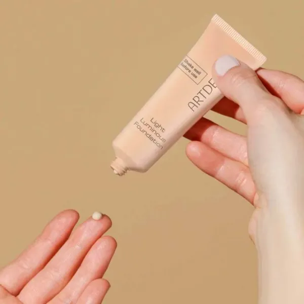 Тональный крем Artdeco Light Luminous 30 мл / Бежевый photo 4
