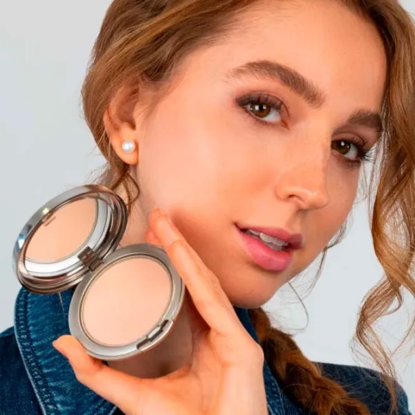 Пудра Artdeco Hydra Mineral Compact  / Light Beige photo 2