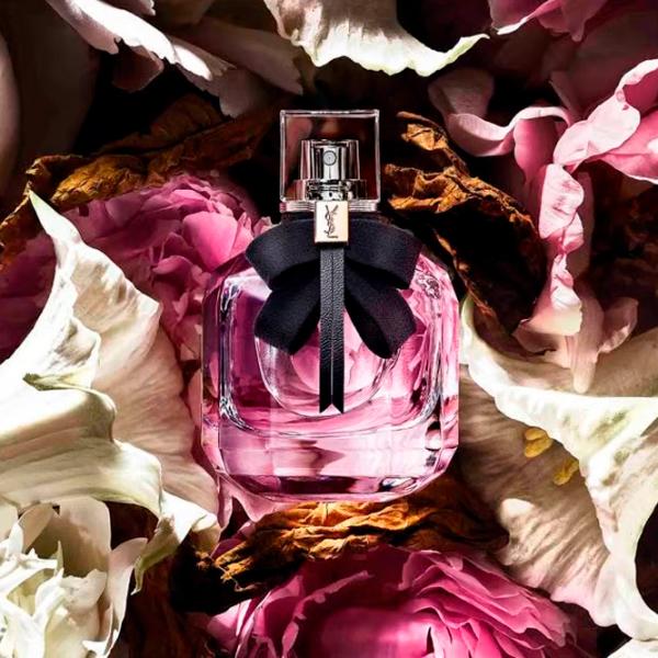 Parfum pentru femei Yves Saint Laurent MON PARIS Apă de parfum / Chypre photo 3