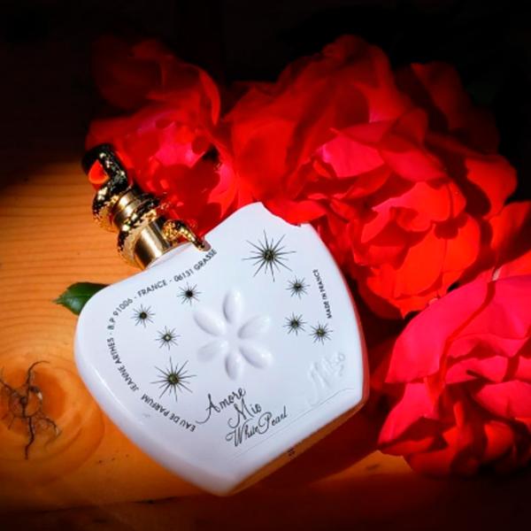 Parfum pentru femei Jeanne Arthes Amore Mio White Pearl Apă de parfum / Fructat photo 4 Parfum pentru femei Jeanne Arthes Amore Mio White Pearl Apă de parfum / Fructat photo 4