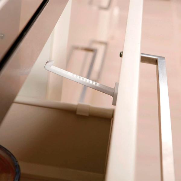 Blocare pe sertare DreamBaby G101 Pentru sertare photo 4