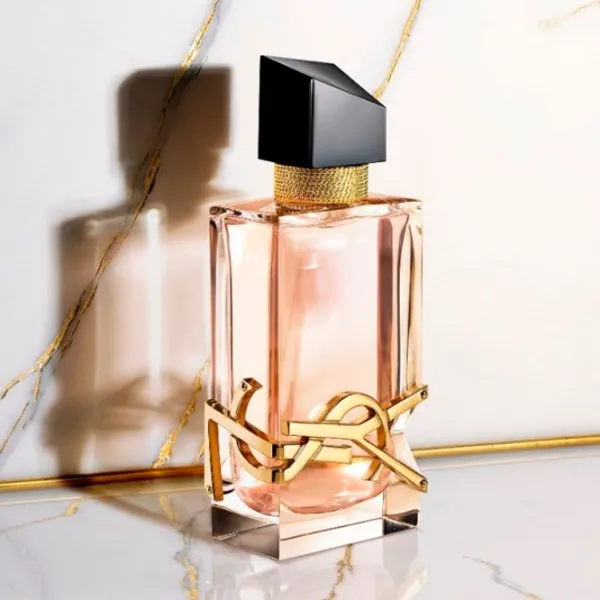 Парфюм для женщин Yves Saint Laurent Libre Туалетная вода / Цветочный photo 3 Парфюм для женщин Yves Saint Laurent Libre Туалетная вода / Цветочный photo 3
