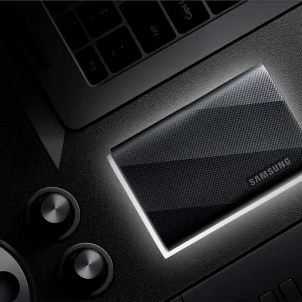 SSD Samsung T9 4 ТБ  / Черный photo 4