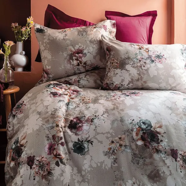 Lenjerie de pat Issimo Home Poette Double Satin photo 1 Lenjerie de pat Issimo Home Poette Double Satin photo 1