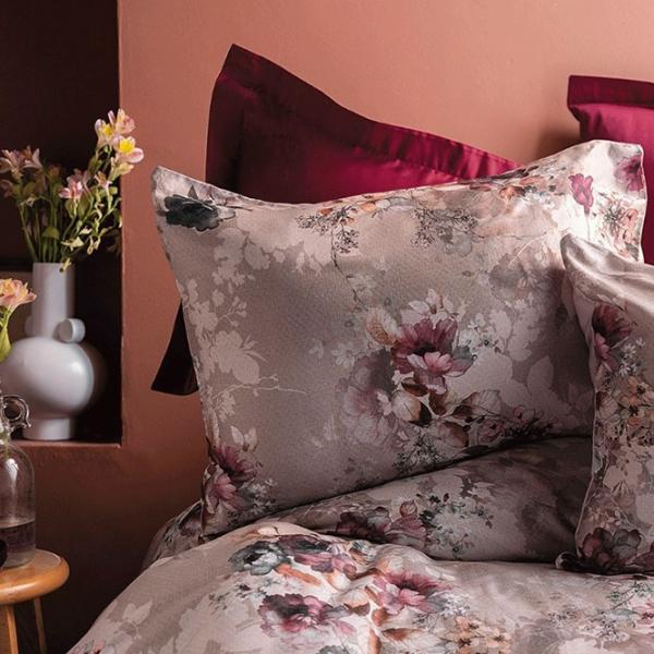 Lenjerie de pat Issimo Home Poette Double Satin photo 3 Lenjerie de pat Issimo Home Poette Double Satin photo 3