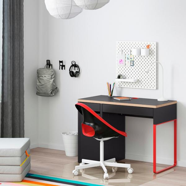 Masă de birou Ikea Micke MDF/ Black photo 2 Masă de birou Ikea Micke MDF/ Black photo 2
