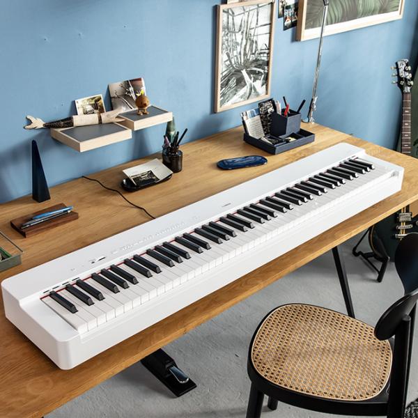 Цифровой пиан Yamaha P-225 Акустический / 88 клавиш / Split / Белый photo 8