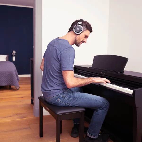 Цифровой пиан Yamaha CLP-725R Акустический / 88 клавиш / Split / Палисандр photo 4