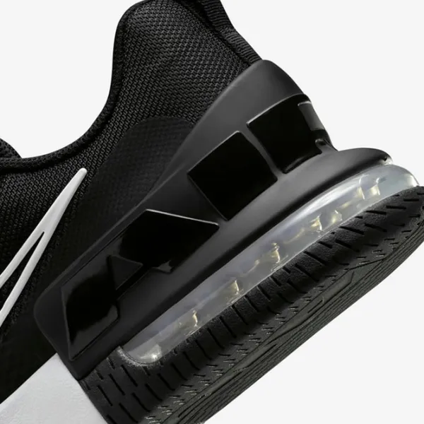 Кроссовки для мужчин Nike M Air Max Alpha Trainer 6 40 / Black White photo 6
