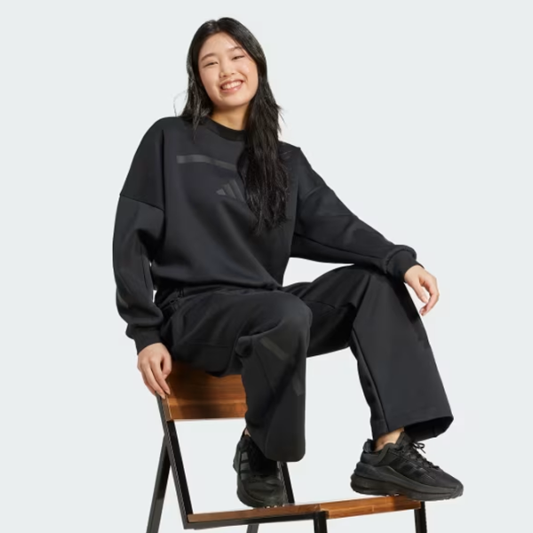 Спортивная куртка для женщин Adidas ADJE7855  S / Черный photo 4 Спортивная куртка для женщин Adidas ADJE7855  S / Черный photo 4