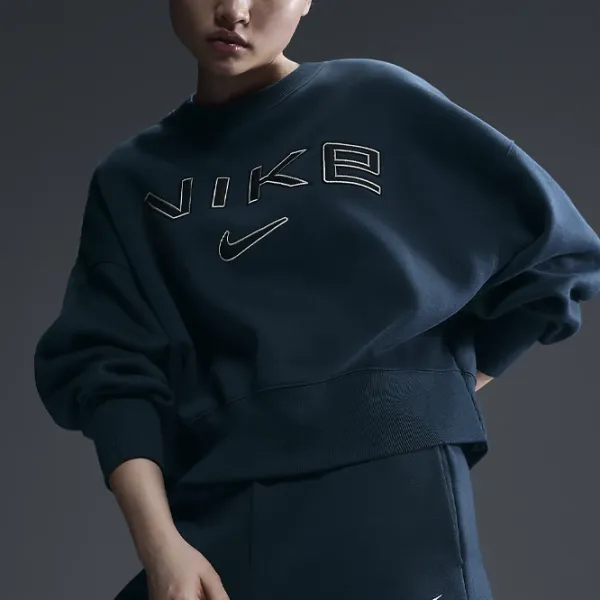 Спортивная куртка для женщин Nike NKFV7674478  L / Navy Blue photo 5 Спортивная куртка для женщин Nike NKFV7674478  L / Navy Blue photo 5