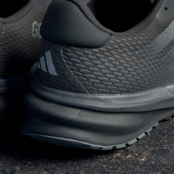 Кроссовки для мужчин Adidas Supernova GORE-TEX 46 / Черный photo 9 Кроссовки для мужчин Adidas Supernova GORE-TEX 46 / Черный photo 9